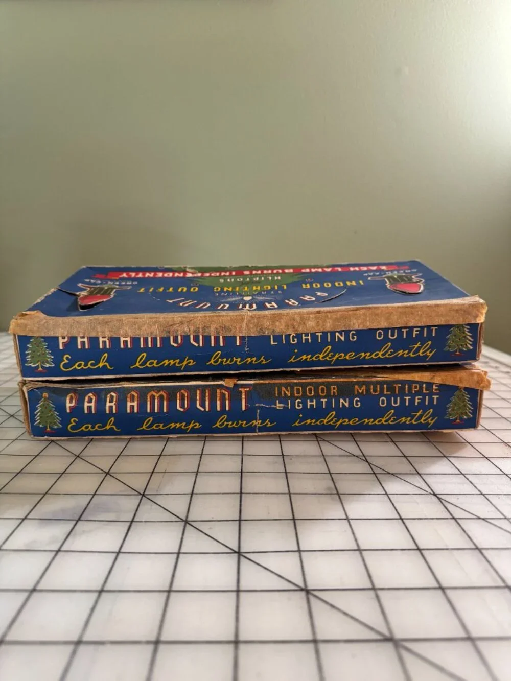 Vintage 1950s Paramount Christmas Tree Lights Lot of 2 RED